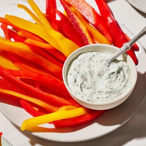 Bunte Paprika Streifen Dip